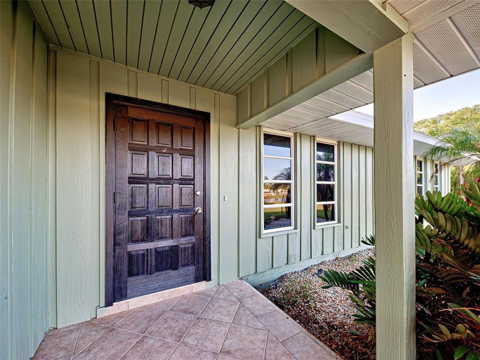 For Sale: $450,000 (4 beds, 2 baths, 1872 Square Feet)