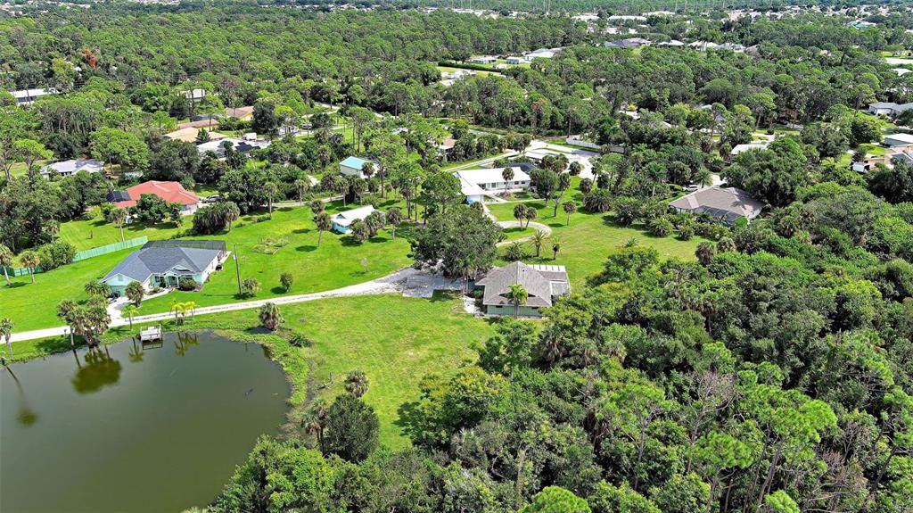 For Sale: $450,000 (4 beds, 2 baths, 1872 Square Feet)