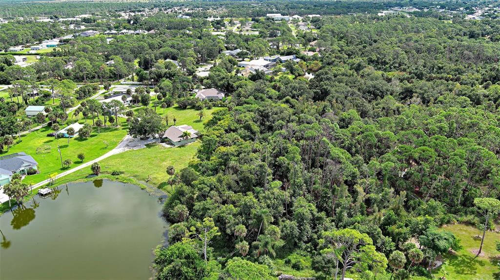 For Sale: $450,000 (4 beds, 2 baths, 1872 Square Feet)