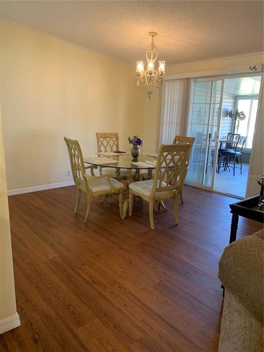 Active With Contract: $221,000 (3 beds, 2 baths, 1782 Square Feet)