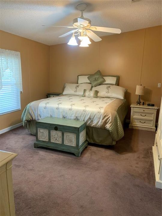 Active With Contract: $221,000 (3 beds, 2 baths, 1782 Square Feet)