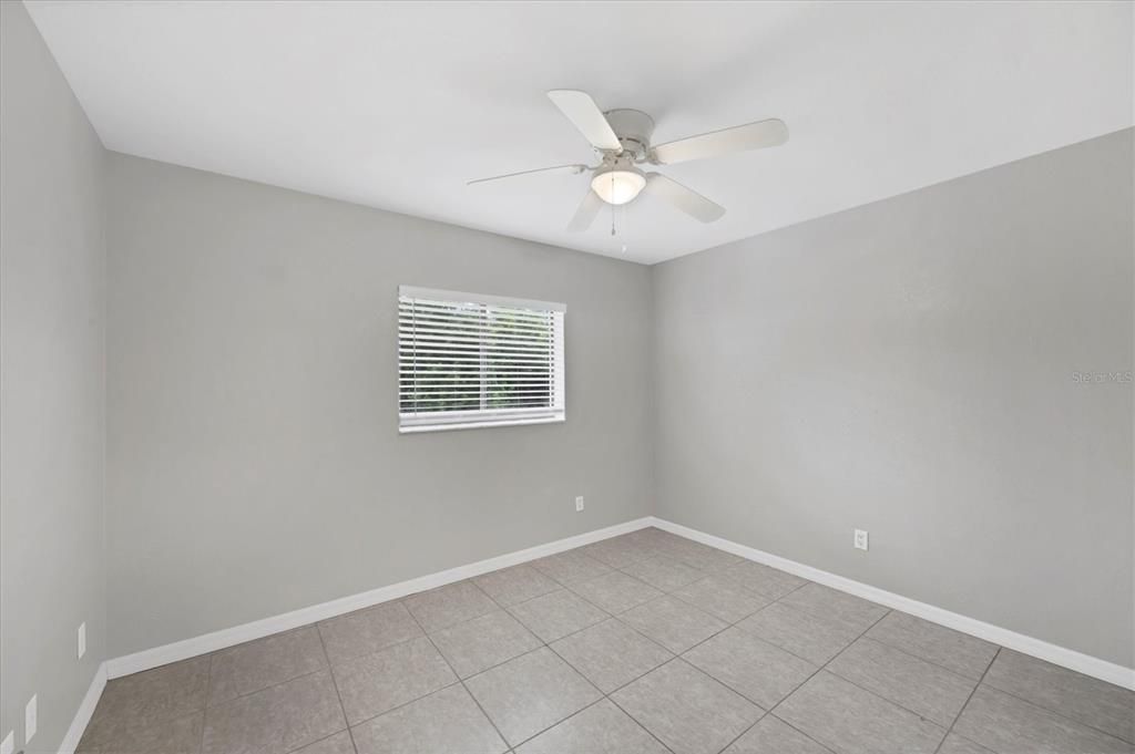 For Sale: $345,000 (3 beds, 2 baths, 1748 Square Feet)