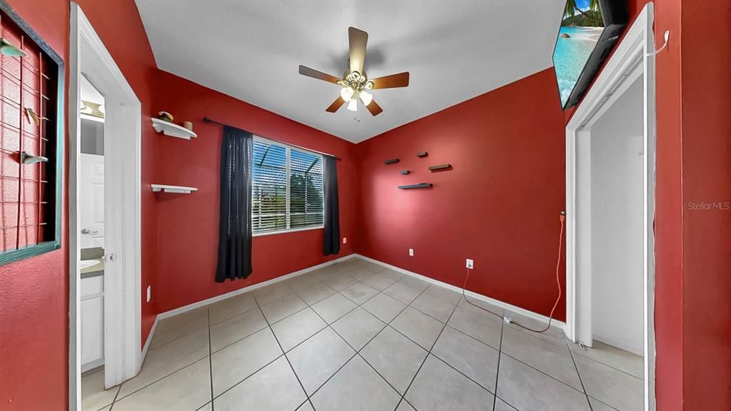 Под контрактом: $542,000 (4 спален, 3 ванн, 2682 Квадратных фут)