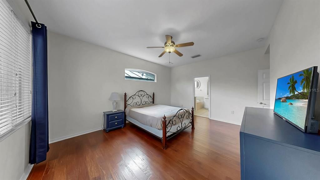 Под контрактом: $542,000 (4 спален, 3 ванн, 2682 Квадратных фут)