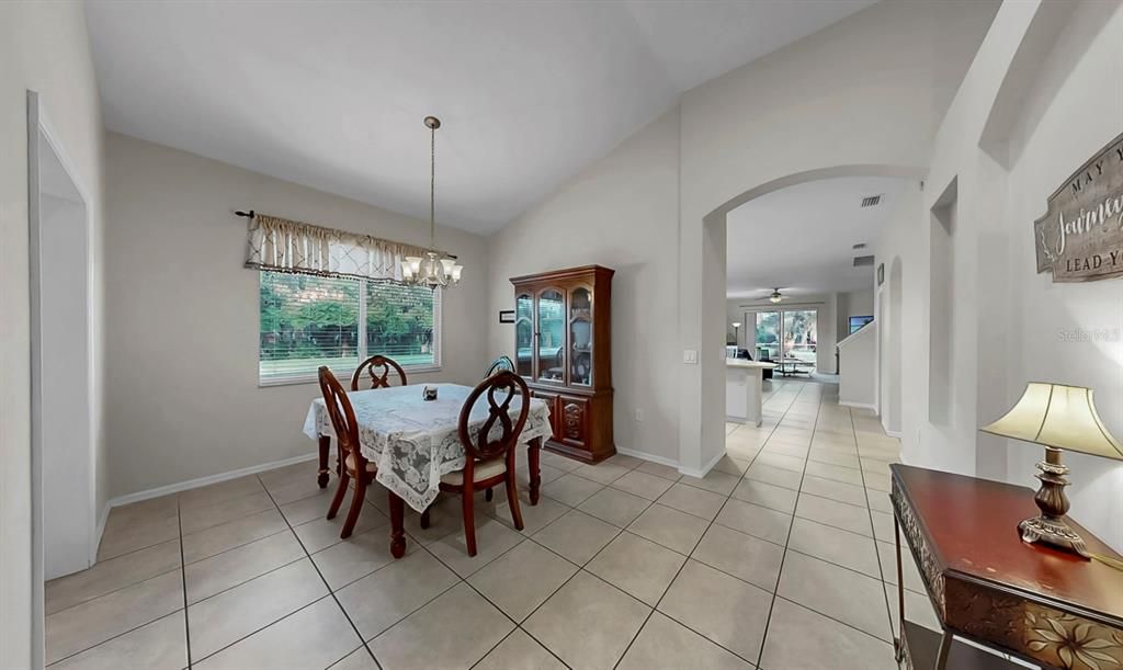 Под контрактом: $542,000 (4 спален, 3 ванн, 2682 Квадратных фут)