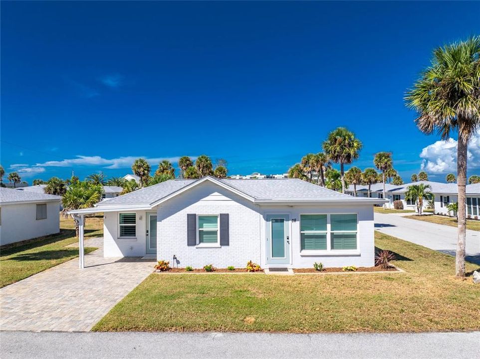 Recently Sold: $375,000 (2 beds, 2 baths, 1299 Square Feet)