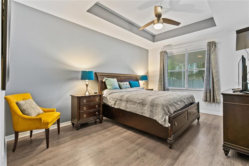 For Sale: $429,900 (3 beds, 2 baths, 1523 Square Feet)