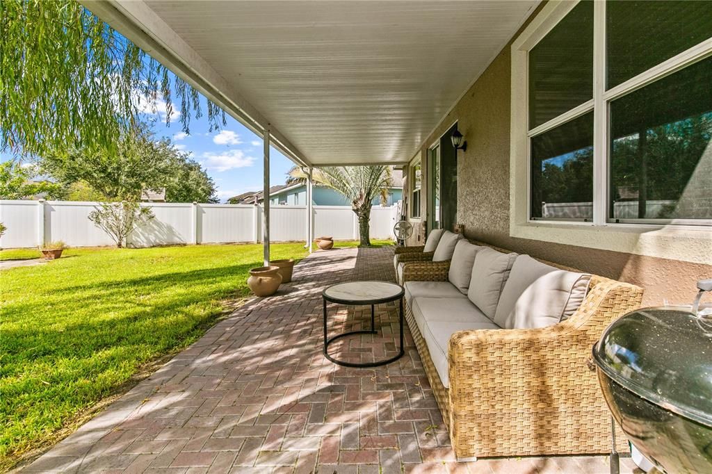 For Sale: $429,900 (3 beds, 2 baths, 1523 Square Feet)