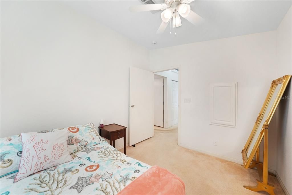 待售: $267,500 (2 贝兹, 2 浴室, 1169 平方英尺)