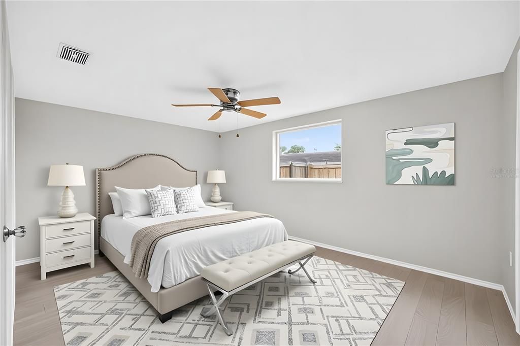 Active With Contract: $230,000 (2 beds, 2 baths, 1306 Square Feet)