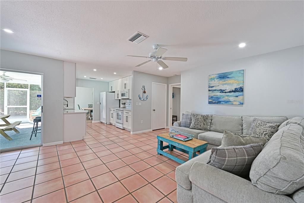 For Sale: $840,000 (4 beds, 2 baths, 1995 Square Feet)