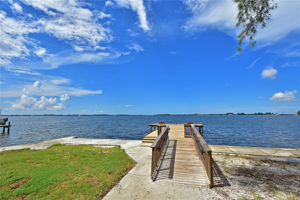 For Sale: $840,000 (4 beds, 2 baths, 1995 Square Feet)