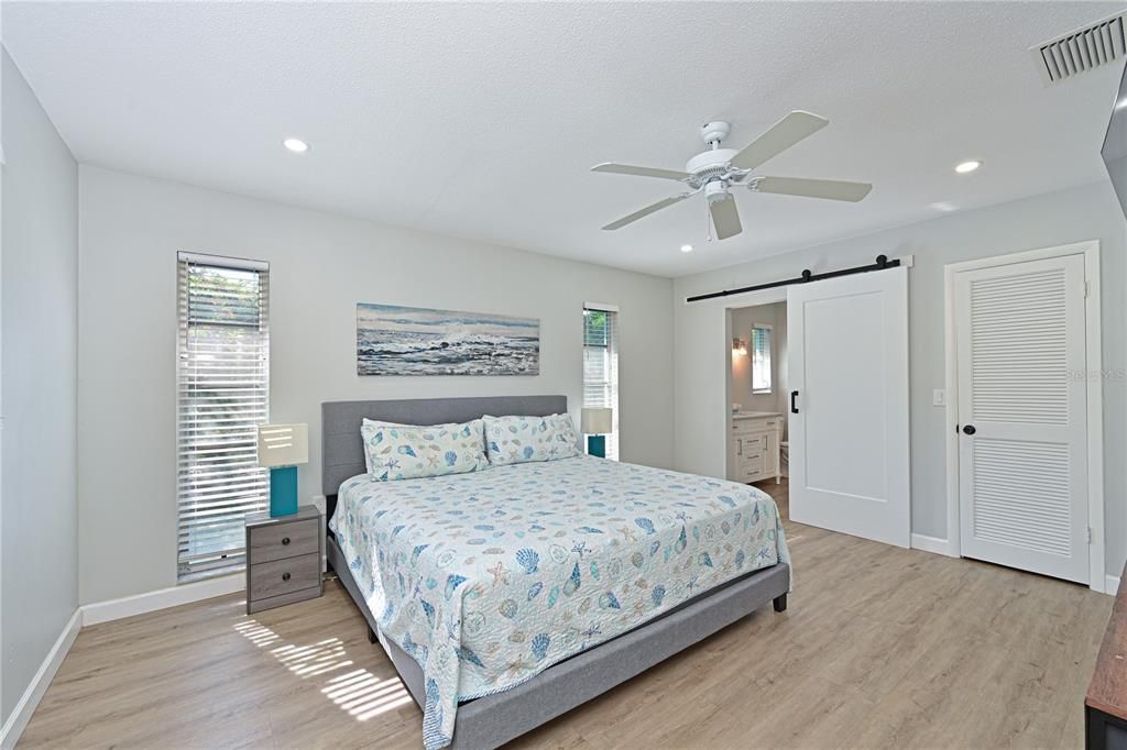 For Sale: $840,000 (4 beds, 2 baths, 1995 Square Feet)