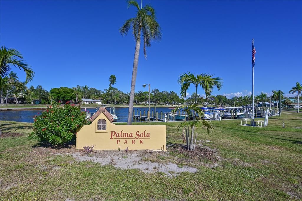 For Sale: $840,000 (4 beds, 2 baths, 1995 Square Feet)