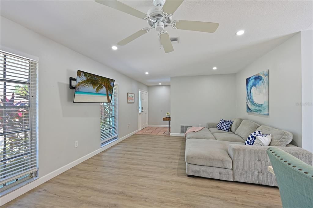 For Sale: $840,000 (4 beds, 2 baths, 1995 Square Feet)