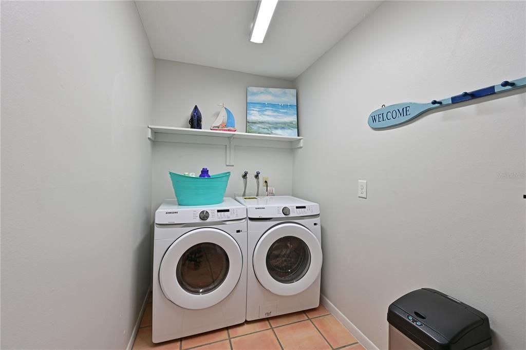 For Sale: $840,000 (4 beds, 2 baths, 1995 Square Feet)