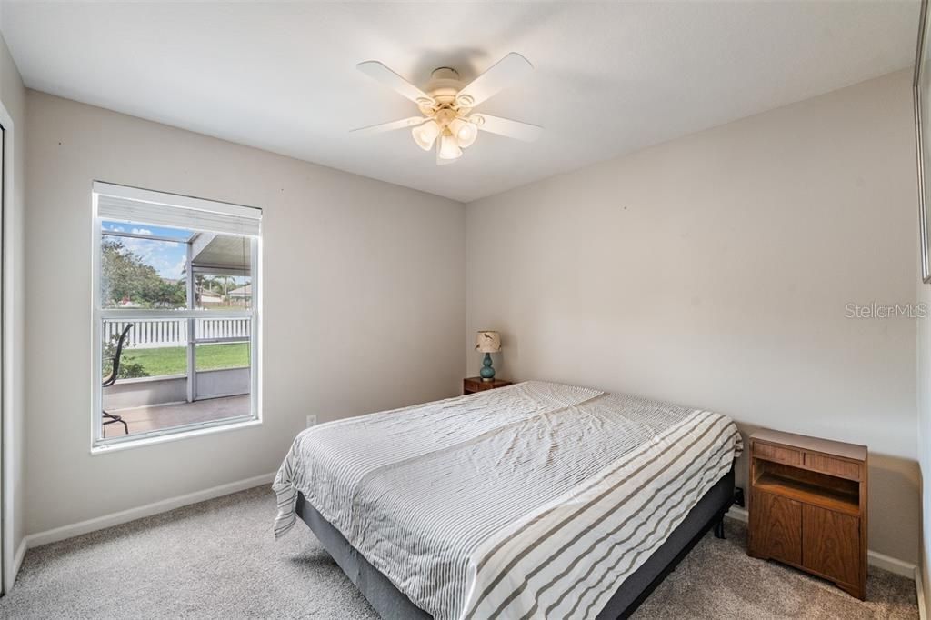 En Renta: $2,499 (4 camas, 2 baños, 1956 Pies cuadrados)