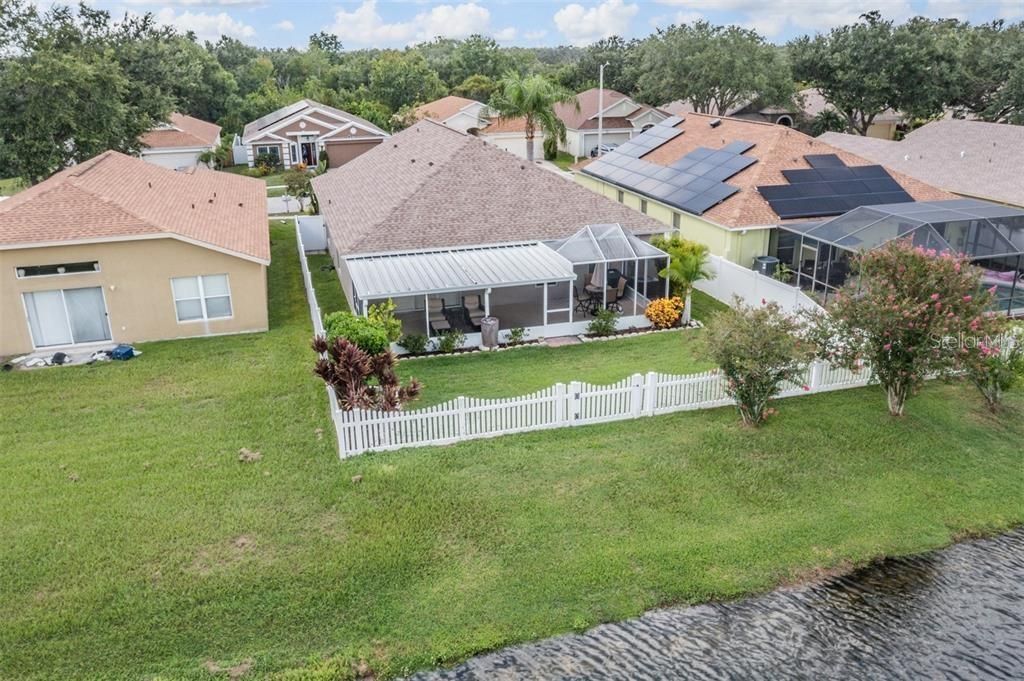 En Renta: $2,499 (4 camas, 2 baños, 1956 Pies cuadrados)