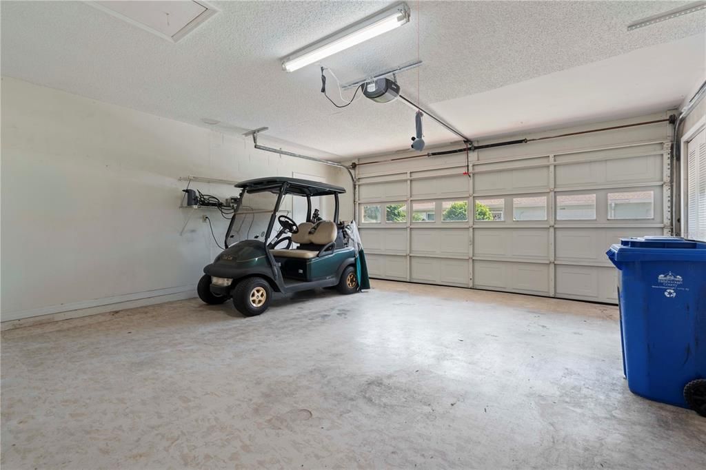 For Sale: $200,000 (2 beds, 2 baths, 1829 Square Feet)