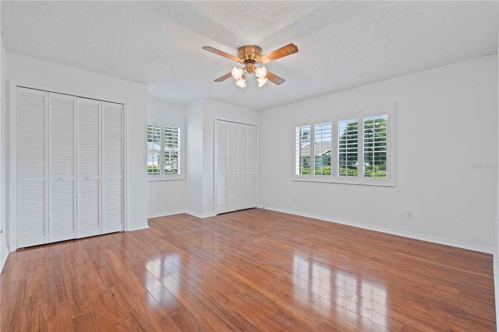 For Sale: $200,000 (2 beds, 2 baths, 1829 Square Feet)