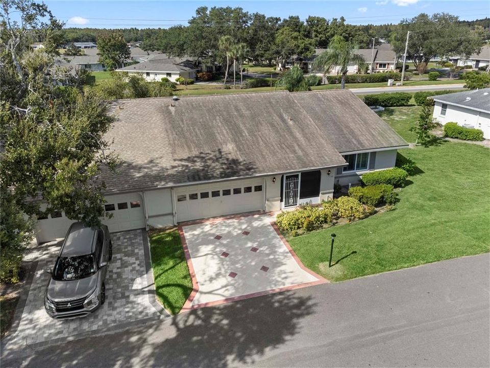 For Sale: $200,000 (2 beds, 2 baths, 1829 Square Feet)