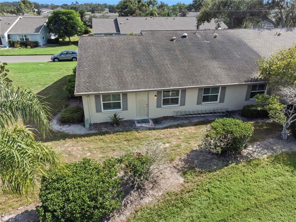 For Sale: $200,000 (2 beds, 2 baths, 1829 Square Feet)