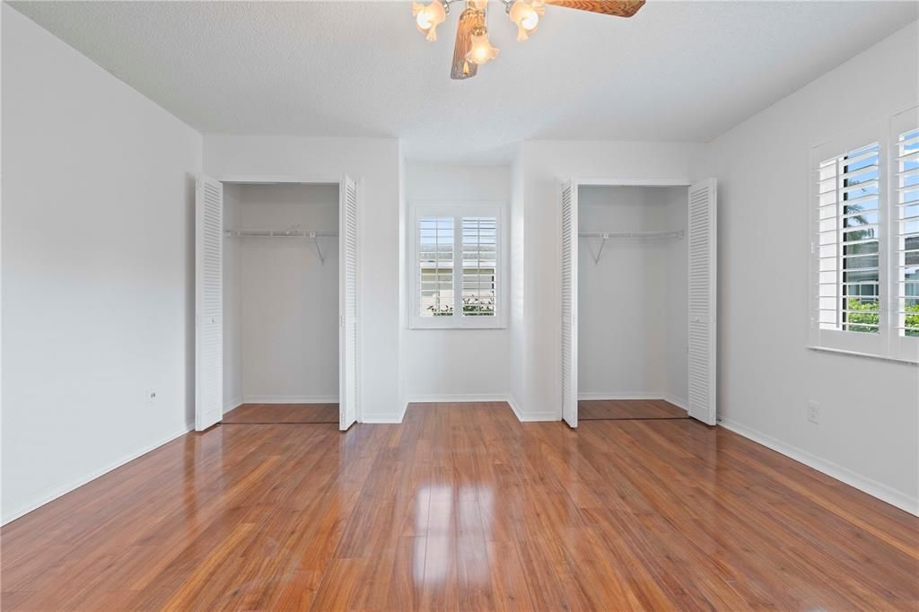 For Sale: $200,000 (2 beds, 2 baths, 1829 Square Feet)