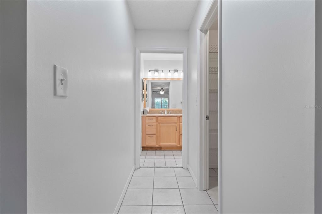 For Sale: $200,000 (2 beds, 2 baths, 1829 Square Feet)