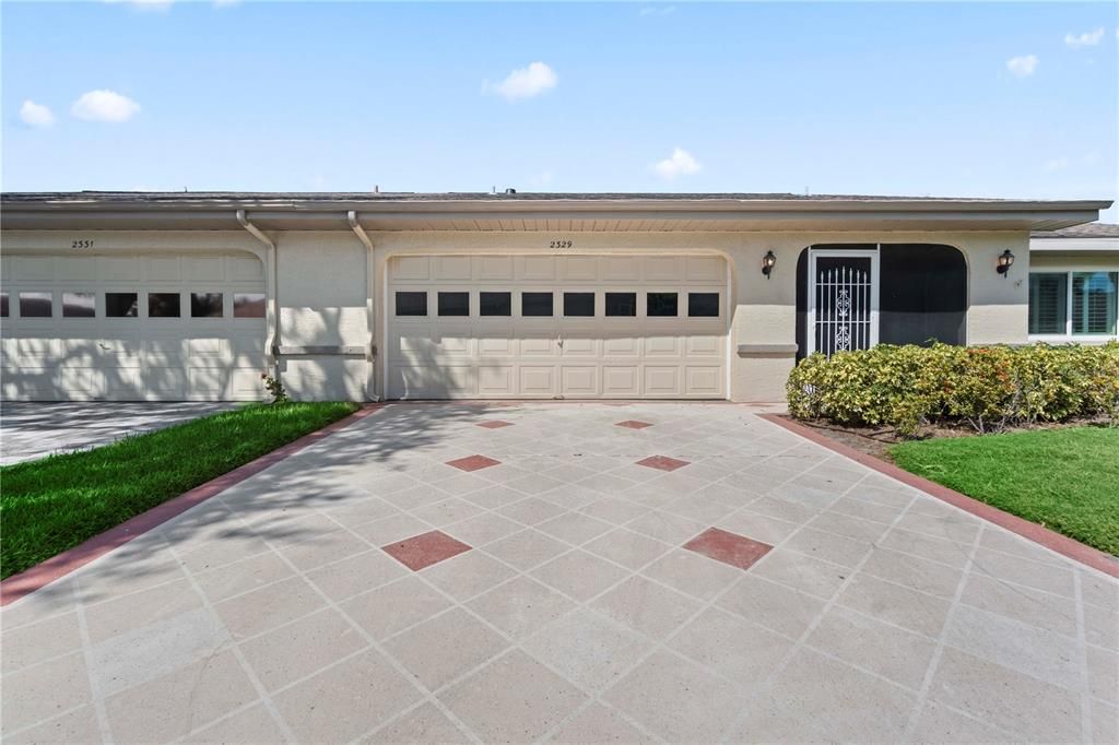 For Sale: $200,000 (2 beds, 2 baths, 1829 Square Feet)