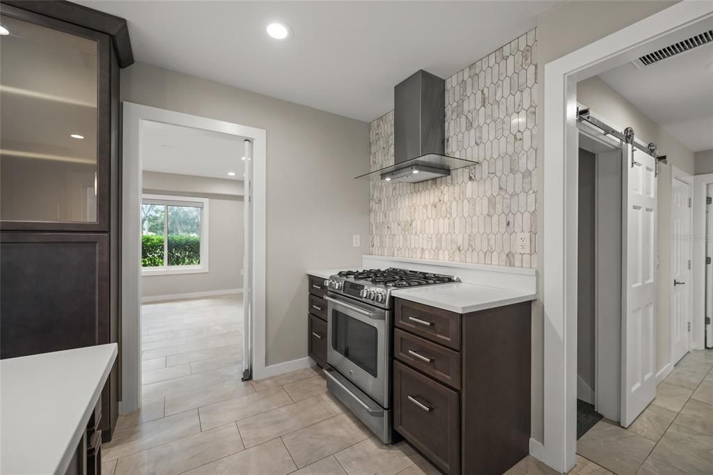 Active With Contract: $1,399,000 (5 beds, 5 baths, 3887 Square Feet)