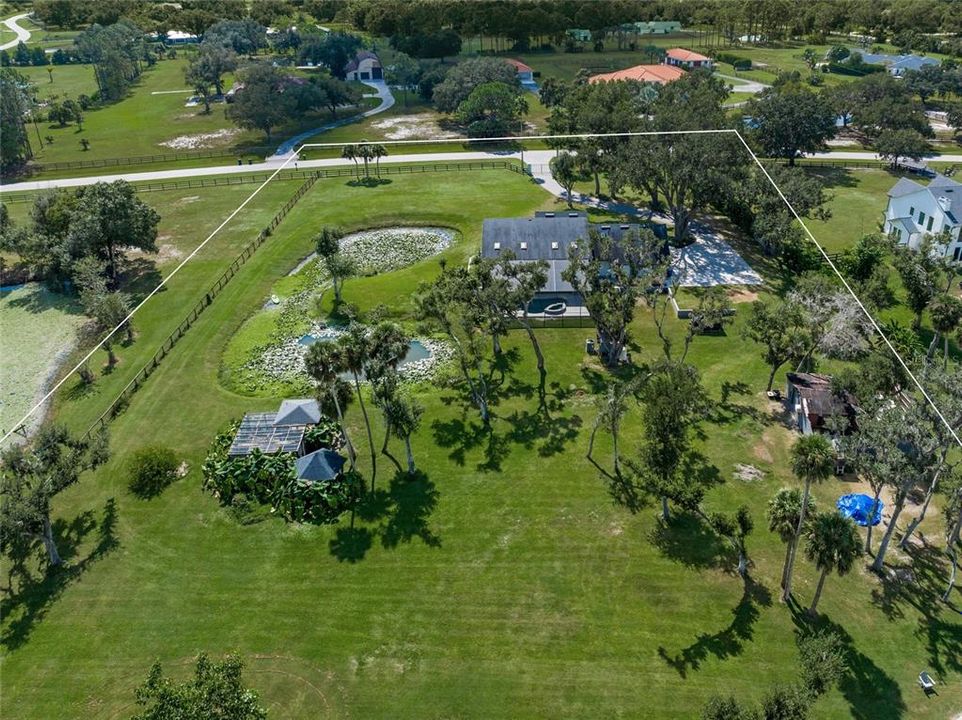 Active With Contract: $1,399,000 (5 beds, 5 baths, 3887 Square Feet)