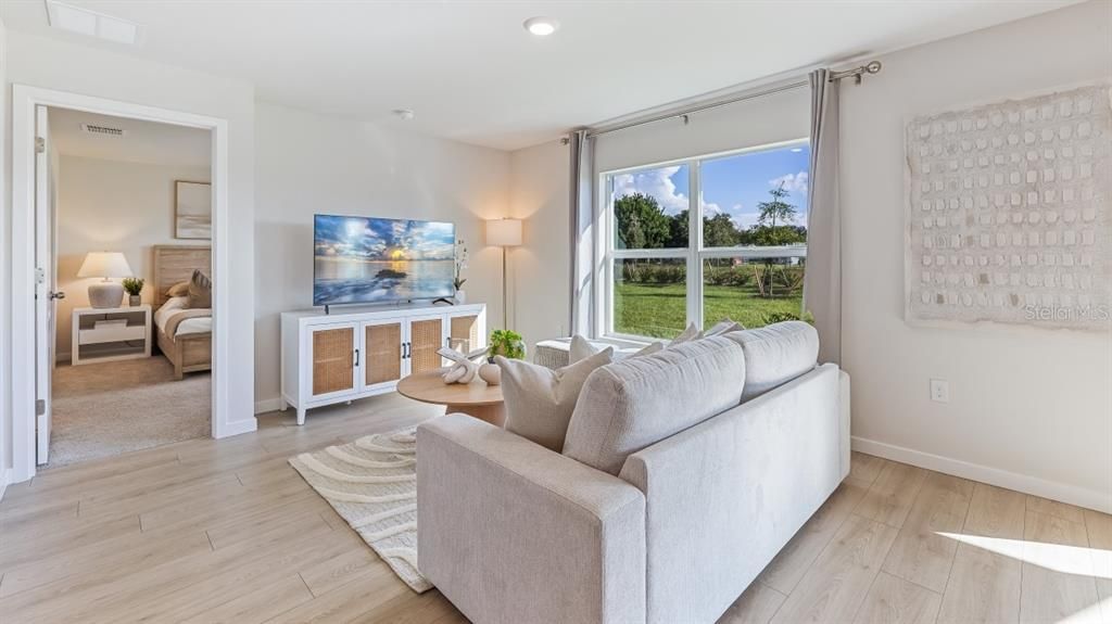 For Sale: $292,490 (4 beds, 2 baths, 1499 Square Feet)