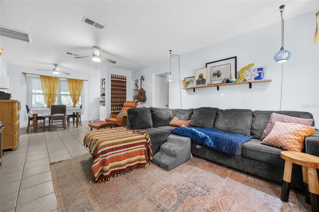 En Venta: $225,000 (4 camas, 1 baños, 1040 Pies cuadrados)