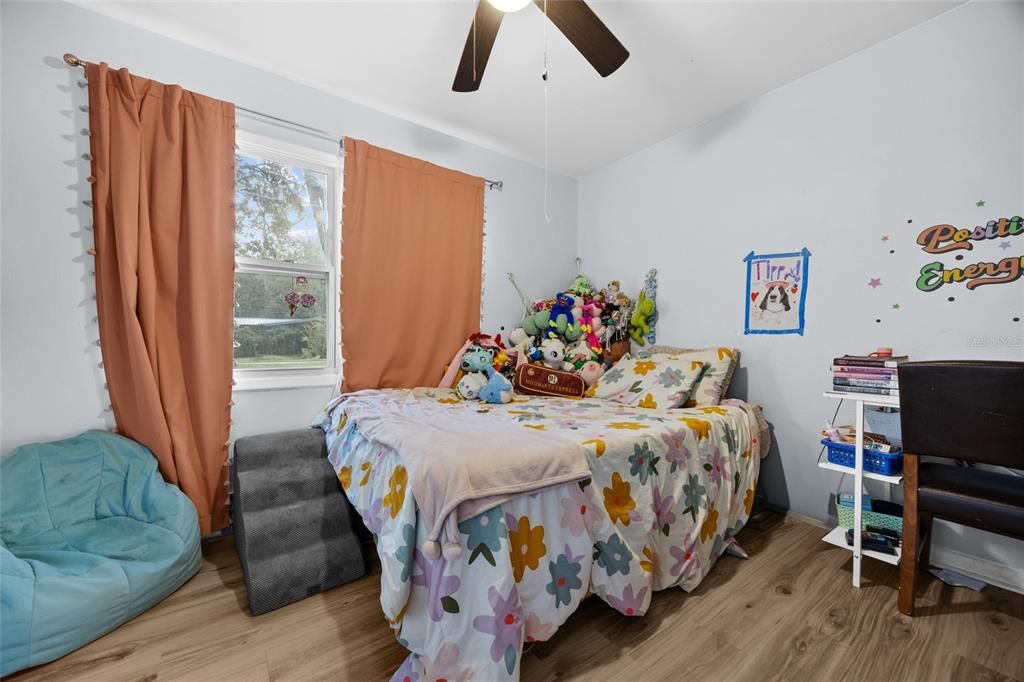 En Venta: $225,000 (4 camas, 1 baños, 1040 Pies cuadrados)