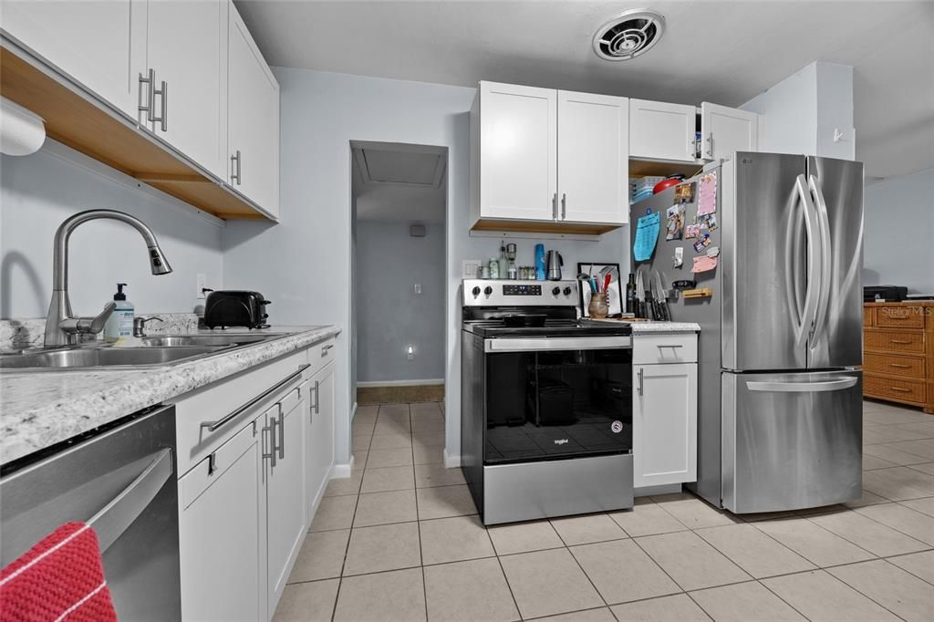 En Venta: $225,000 (4 camas, 1 baños, 1040 Pies cuadrados)