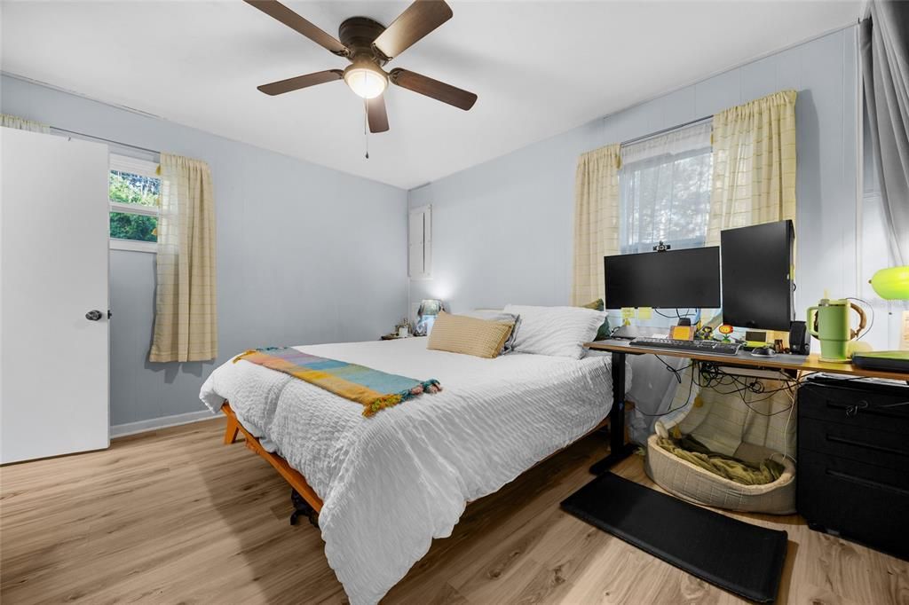 En Venta: $225,000 (4 camas, 1 baños, 1040 Pies cuadrados)