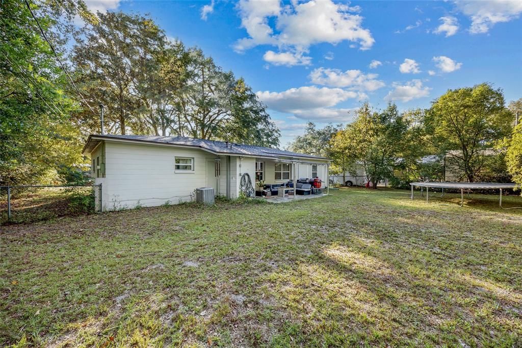 En Venta: $225,000 (4 camas, 1 baños, 1040 Pies cuadrados)