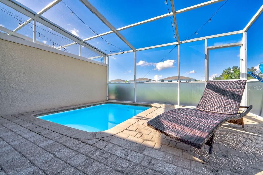 Active With Contract: $315,000 (3 beds, 3 baths, 1503 Square Feet)