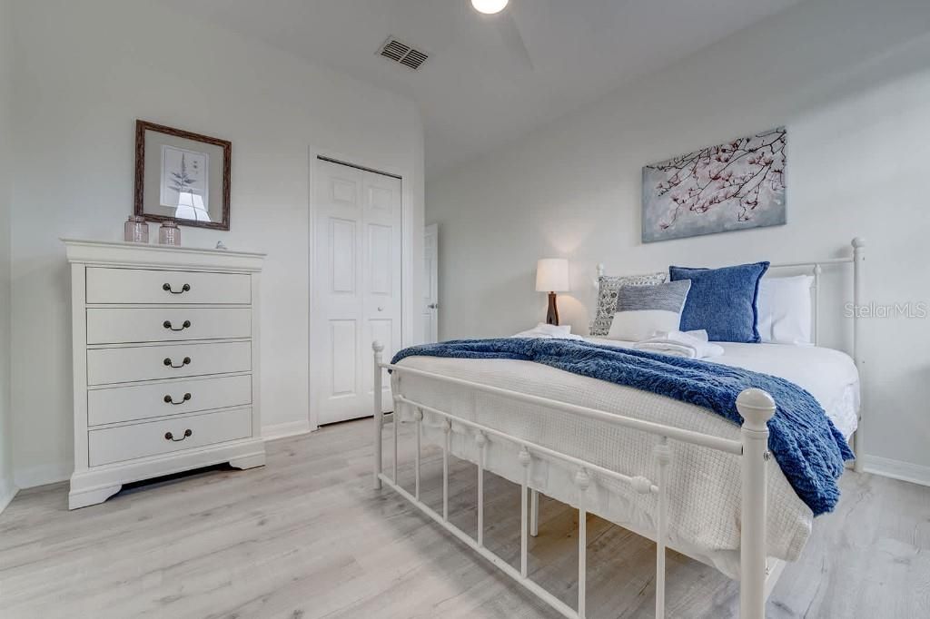 Active With Contract: $315,000 (3 beds, 3 baths, 1503 Square Feet)