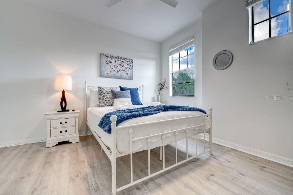 Active With Contract: $315,000 (3 beds, 3 baths, 1503 Square Feet)