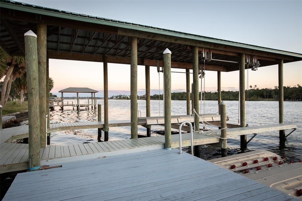 На продажу: $3,790,000 (4 спален, 2 ванн, 2965 Квадратных фут)