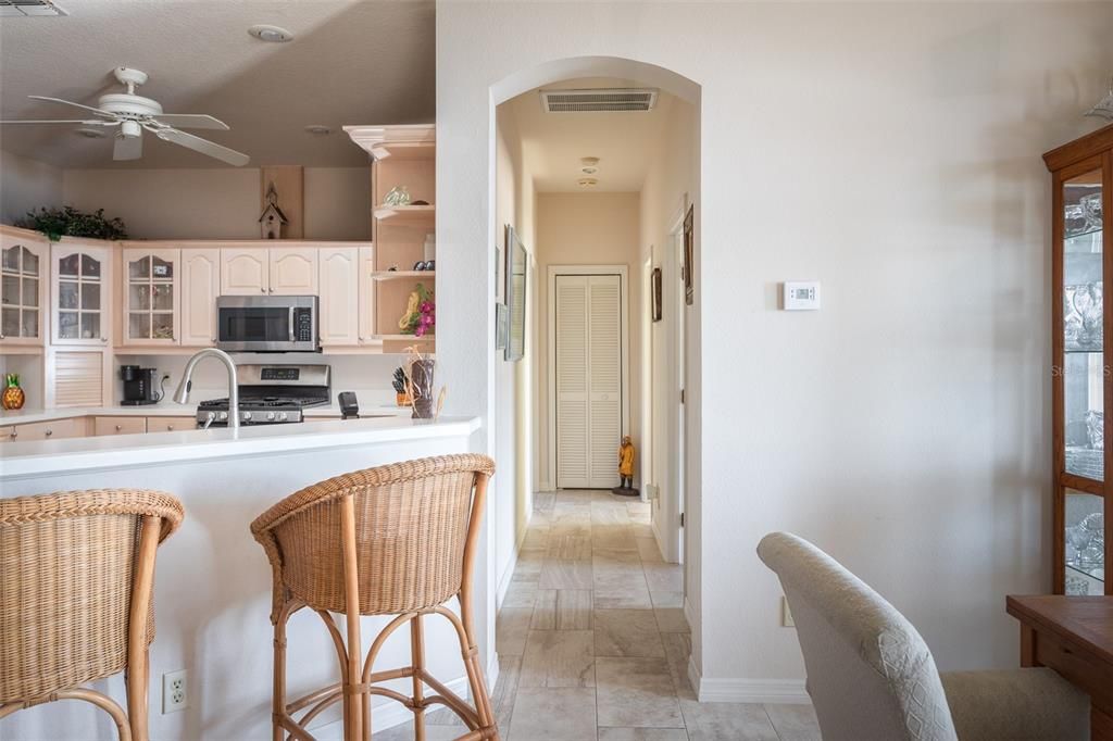 На продажу: $3,790,000 (4 спален, 2 ванн, 2965 Квадратных фут)