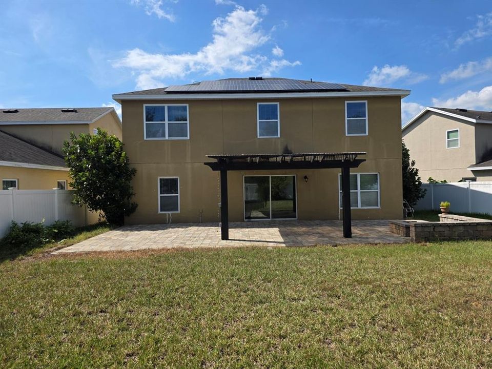 For Rent: $2,900 (5 beds, 3 baths, 2470 Square Feet)