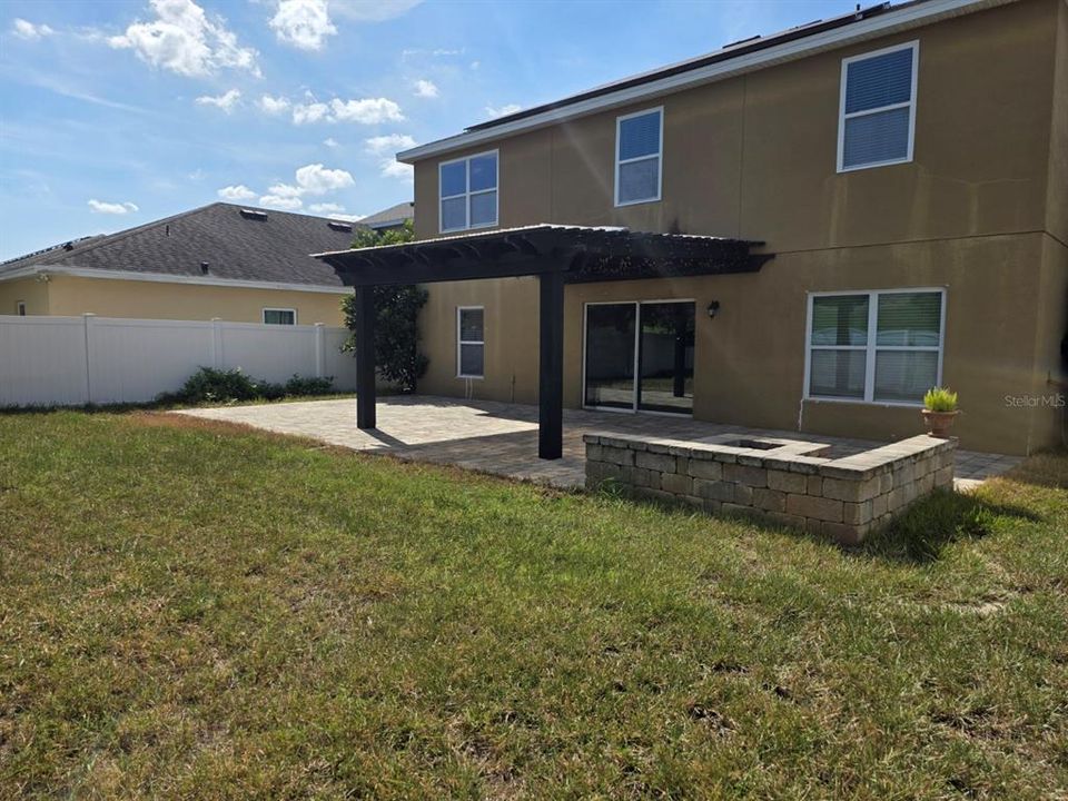 For Rent: $2,900 (5 beds, 3 baths, 2470 Square Feet)