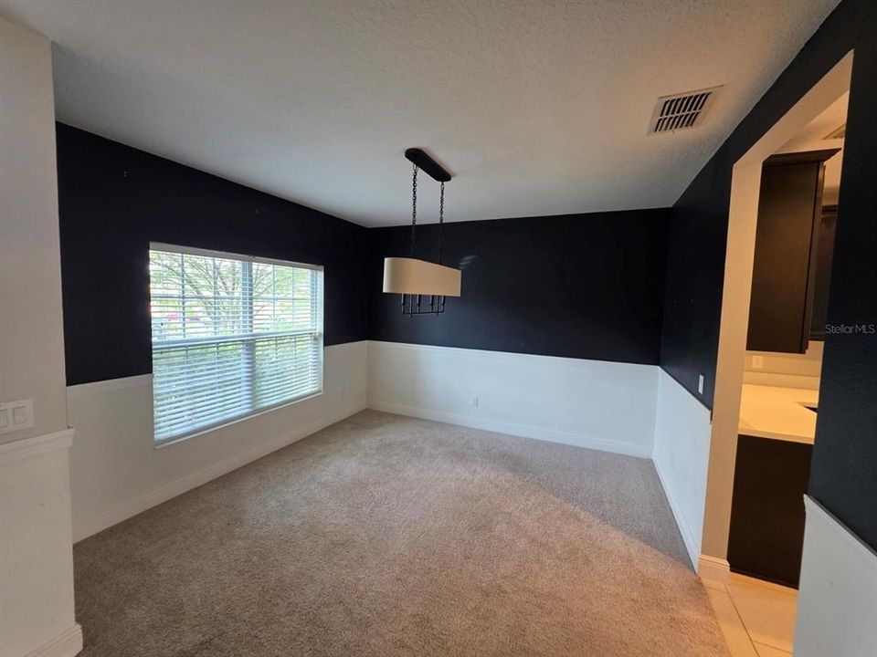 For Rent: $2,900 (5 beds, 3 baths, 2470 Square Feet)