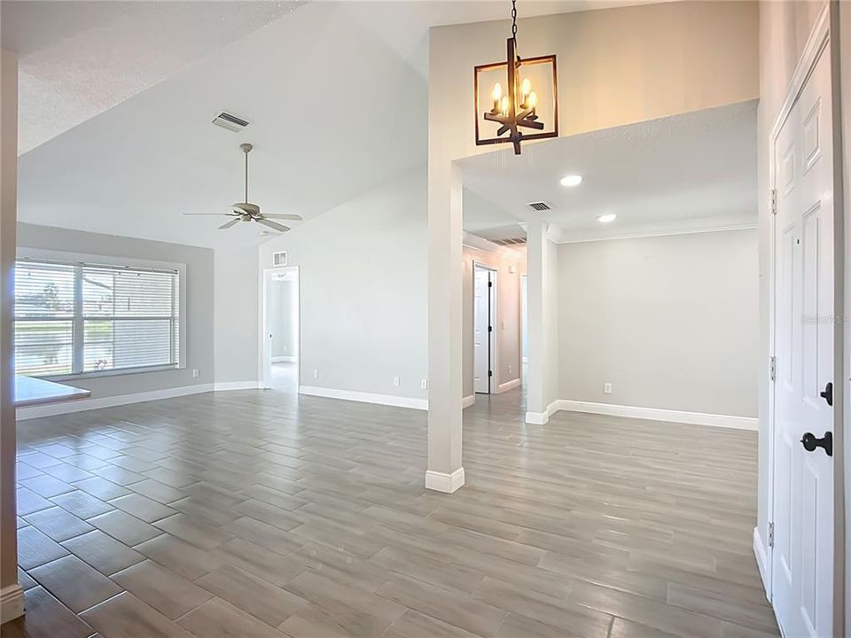 待售: $379,000 (3 贝兹, 2 浴室, 1586 平方英尺)