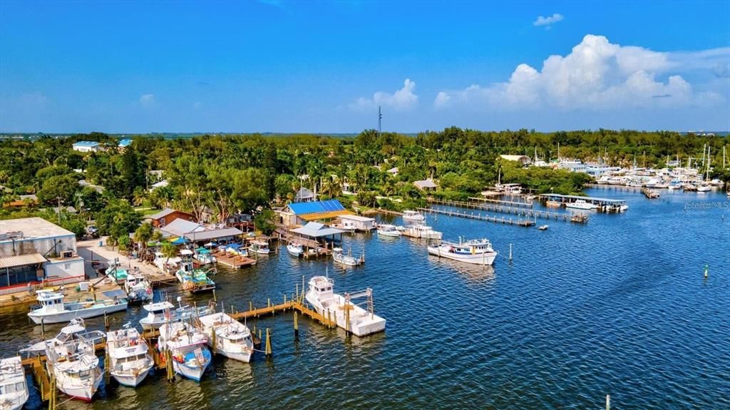 待售: $899,000 (3 贝兹, 2 浴室, 2156 平方英尺)