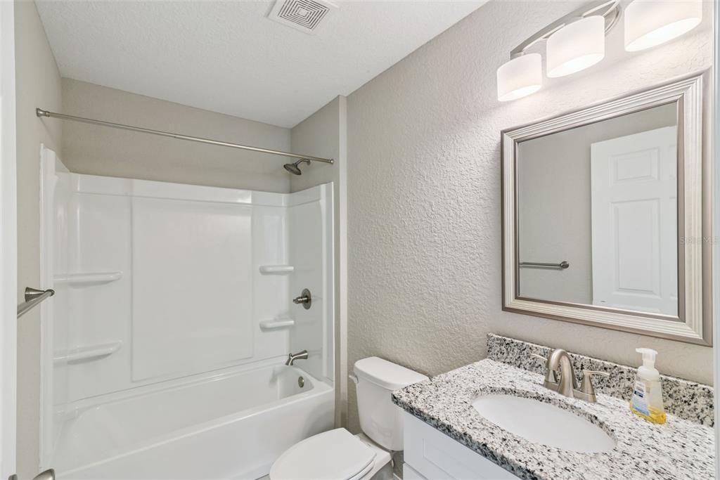 For Sale: $270,000 (3 beds, 2 baths, 1284 Square Feet)