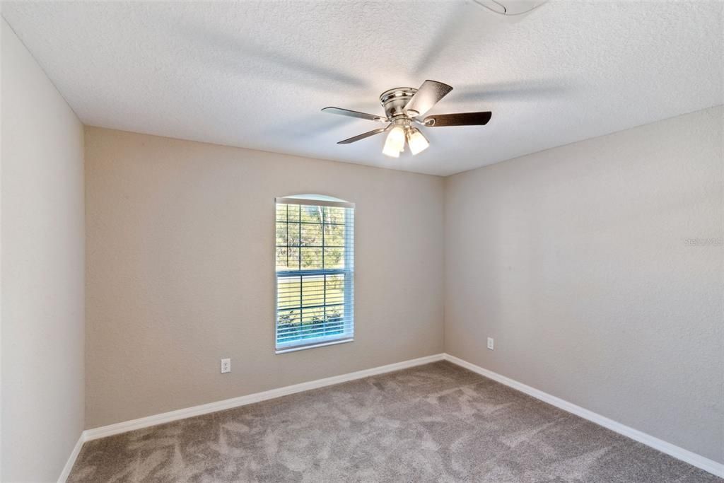 For Sale: $270,000 (3 beds, 2 baths, 1284 Square Feet)