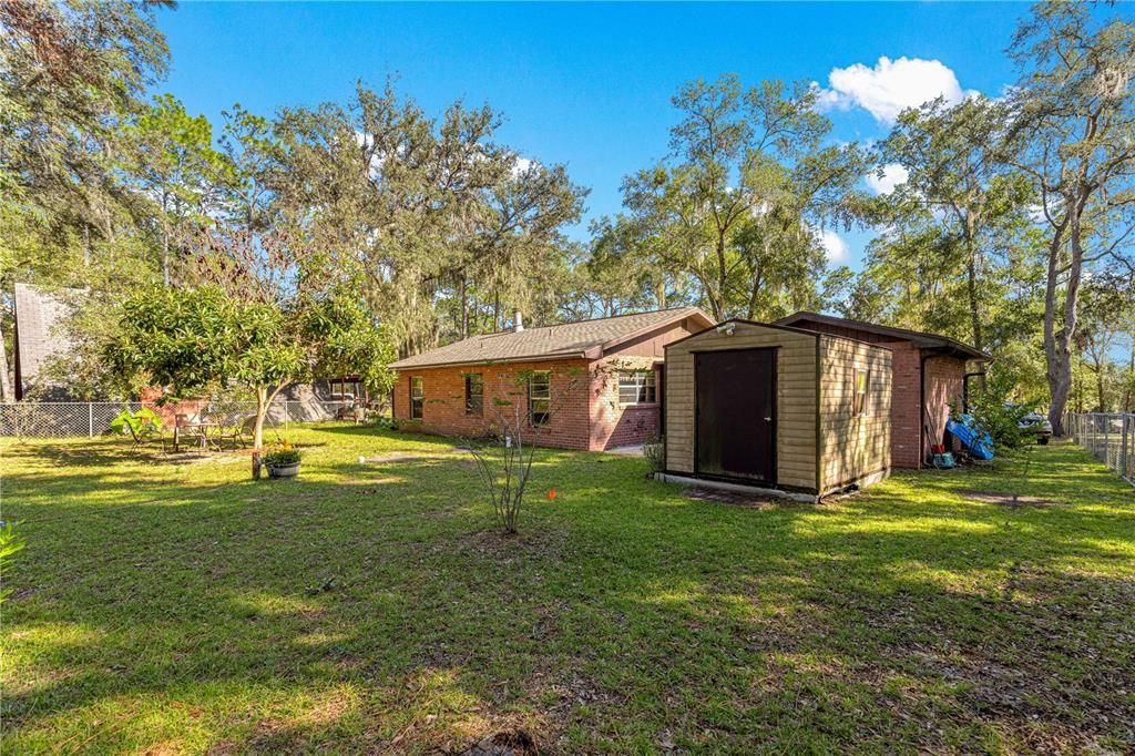 待售: $183,900 (2 贝兹, 1 浴室, 1015 平方英尺)